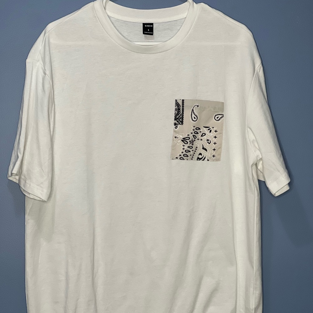 SHEIN Matching Paisley Set